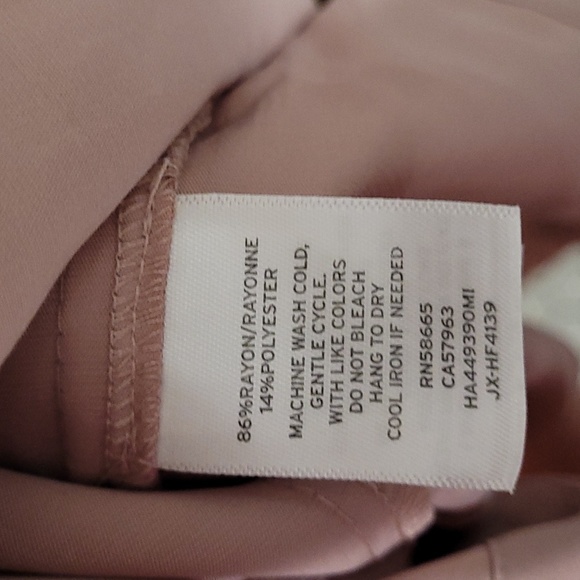 Women's Halogen light pink chambray dress with buttons, size medium - Picture 7 of 7